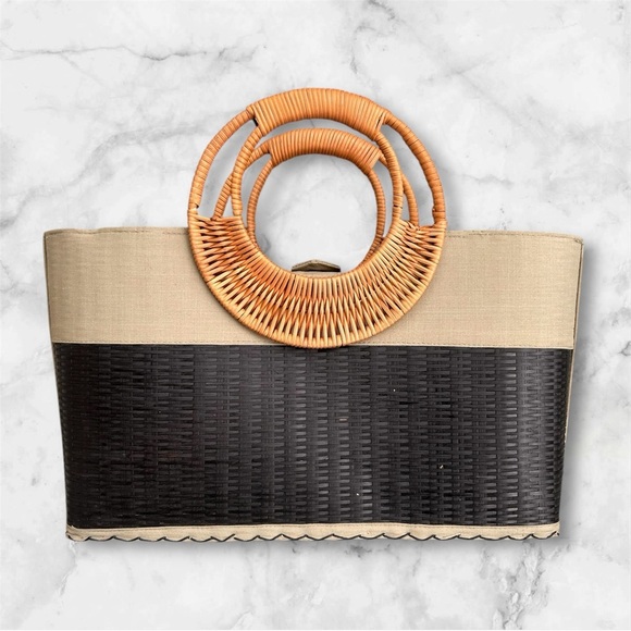 Tico Collection Elegant Black and sage green Woven Handbag - Picture 1 of 6